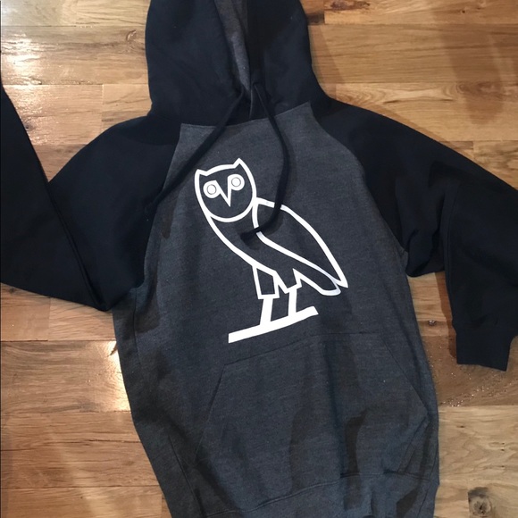 A.M.S Sweaters - A.M.S Grey and black hoody